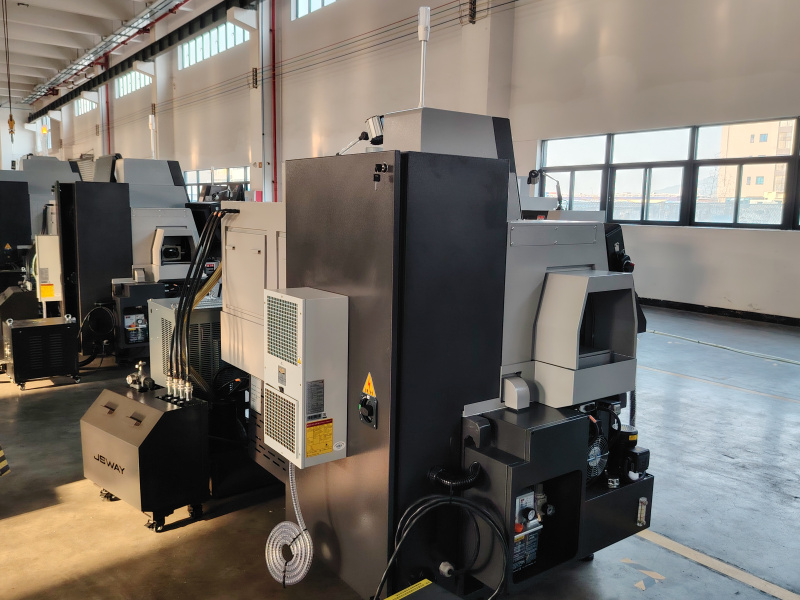 D206D Husillo el&eacute;ctrico de 6 ejes Torno suizo Alta precisi&oacute;n Alta velocidad Alta precisi&oacute;n Bajo ruido Herramienta viva Cama de m&aacute;quina inclinada Syntec