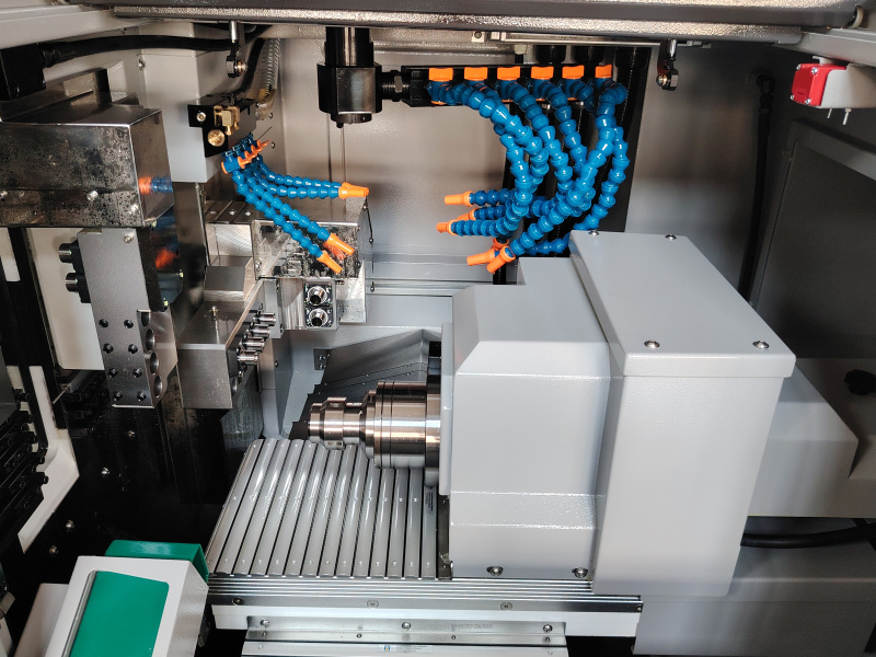 D206D Husillo el&eacute;ctrico de 6 ejes Torno suizo Alta precisi&oacute;n Alta velocidad Alta precisi&oacute;n Bajo ruido Herramienta viva Cama de m&aacute;quina inclinada Syntec